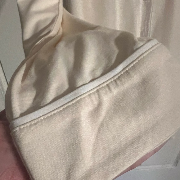 NWT Larkspur Baby Company Soft Cream Pajama Set - Picture 7 of 8